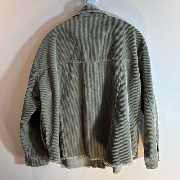 ZARA Sz M Shirt Jacket Oversized Corduroy Pockets Button Closure 100% Cotton - Picture 9 of 10